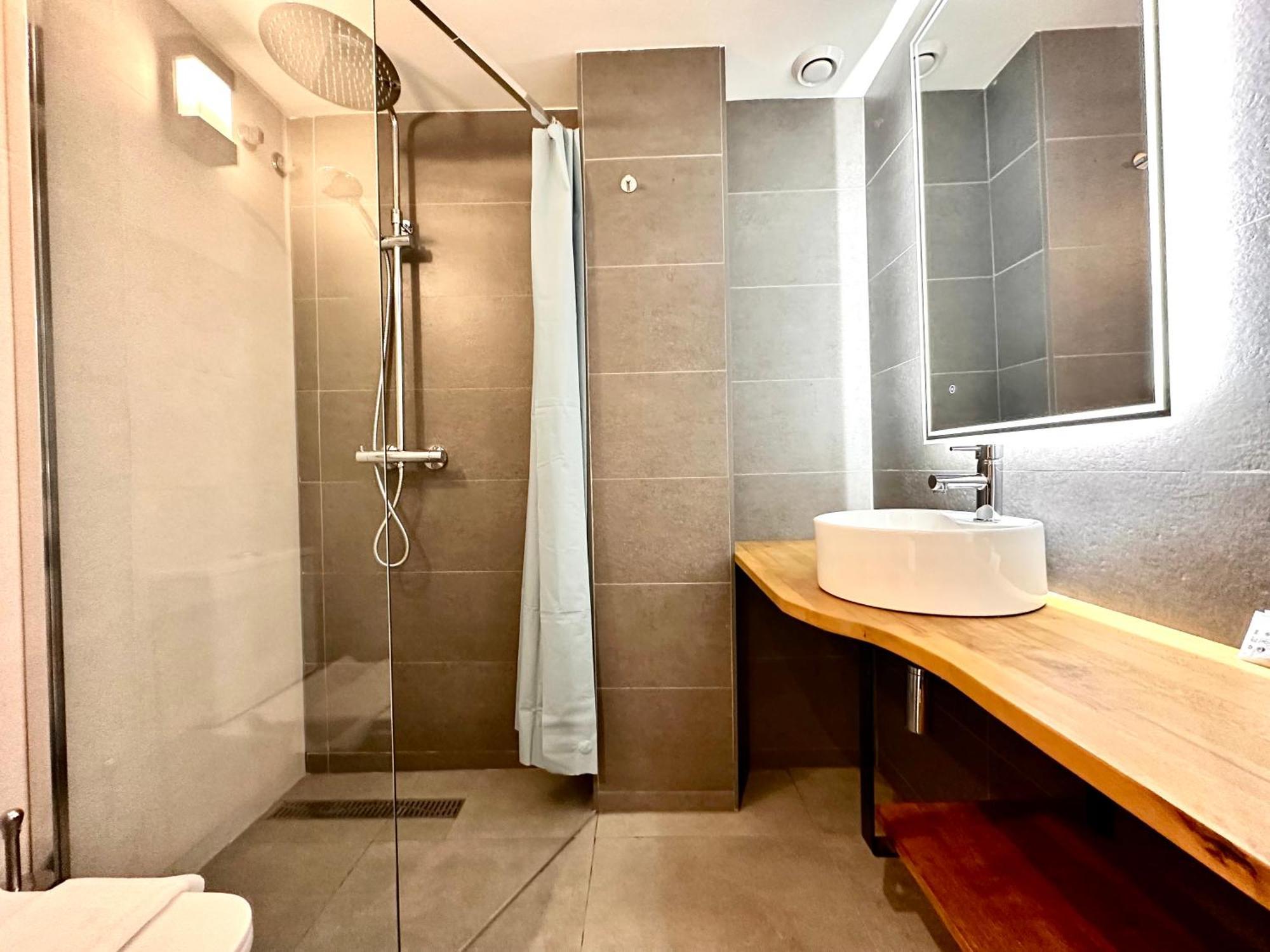Place Your Place Suites Benimaclet Valencia Exterior foto